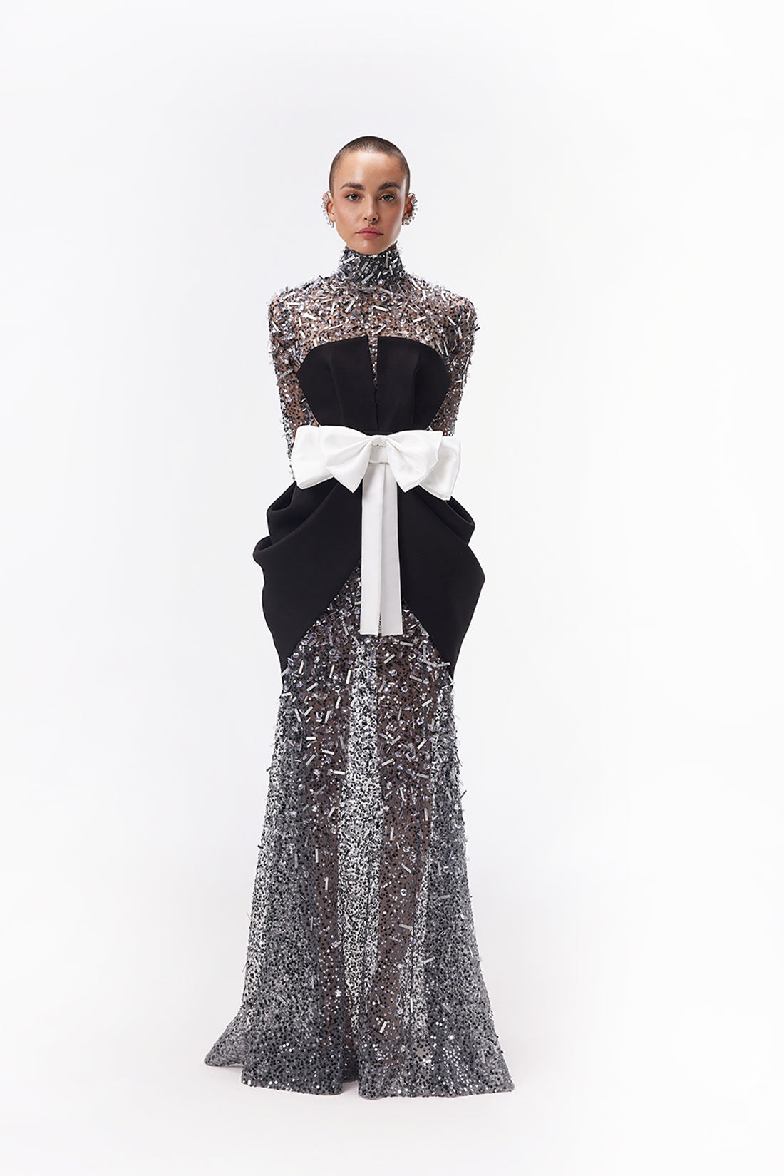 NOIR GLAMOUR GOWN